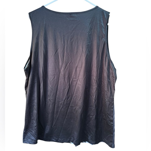 New!! Plus Size Black and White Tank - Picture 3 of 4